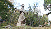 秋の写生会、道祖神を描く（後編）